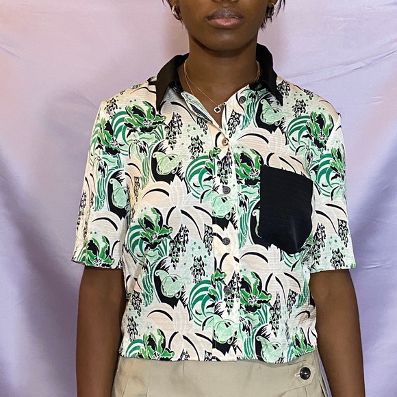 Veronica Beard Button down green crop top